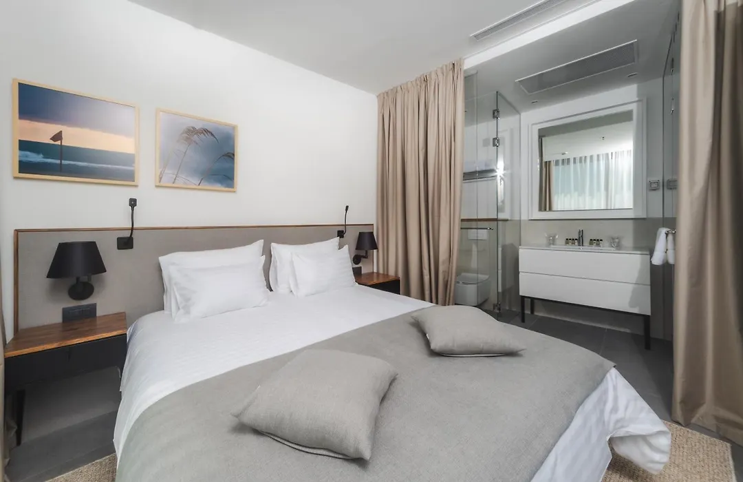 Boutique Hotel Shell-1